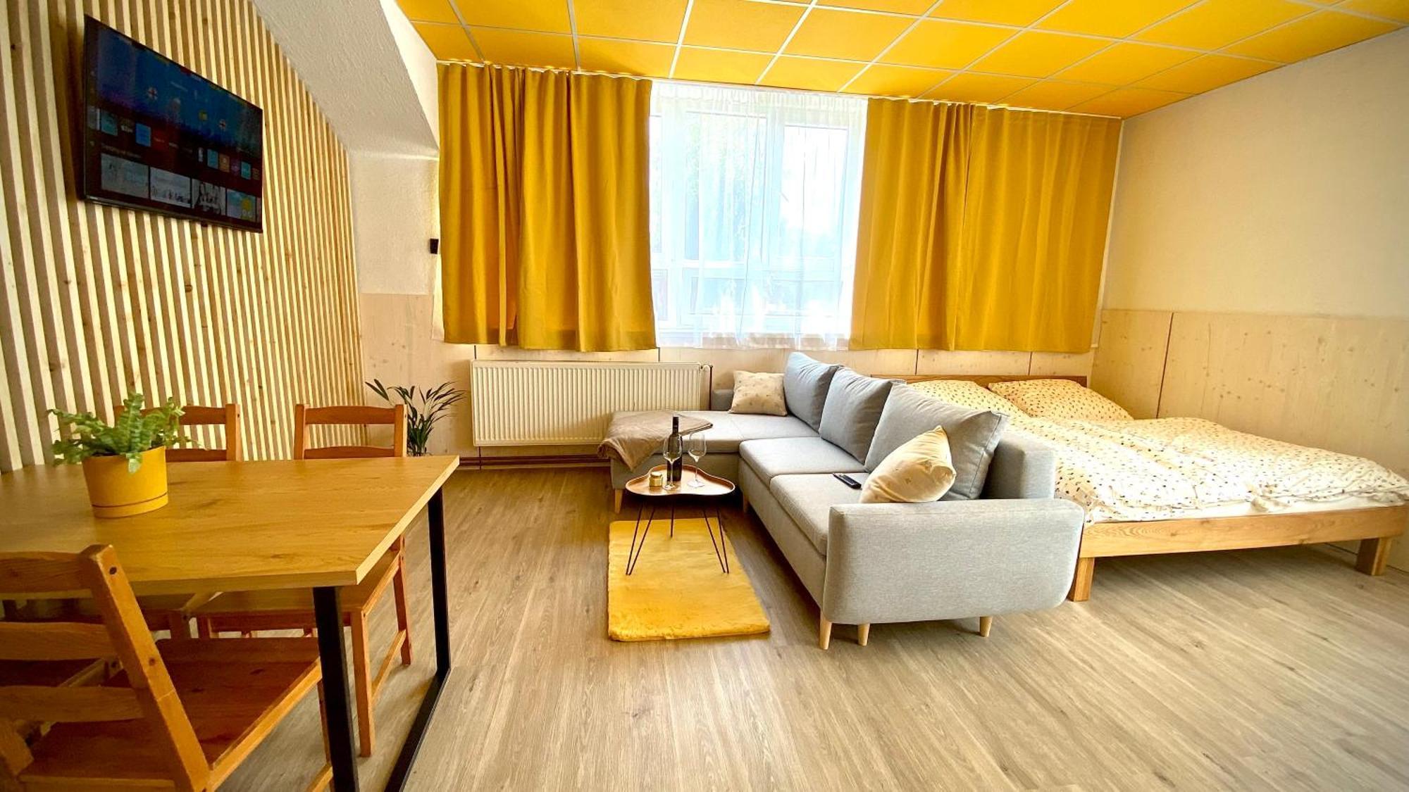 Apartmany Svrcinky Lipótszentmiklós Kültér fotó